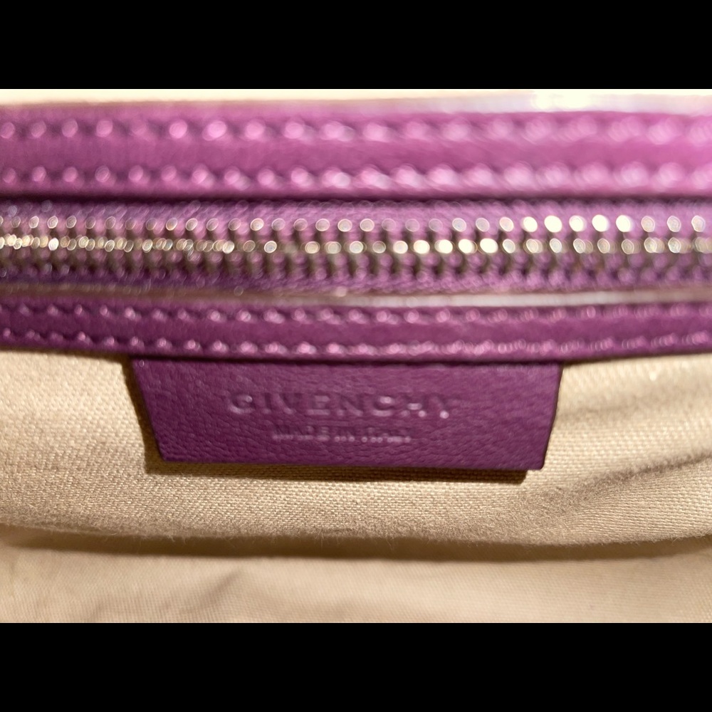 Givenchy Small Antigona Bag - Picture 3 of 11